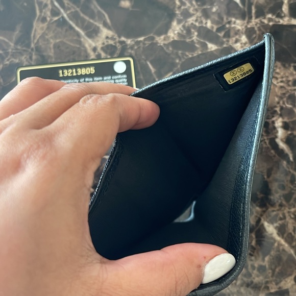 AUTHENTIC chanel compact wallet - Picture 7 of 7